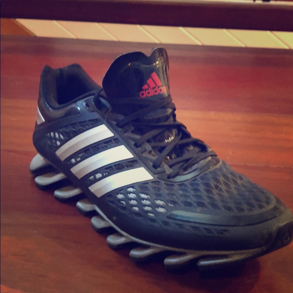 Adidas spring blades